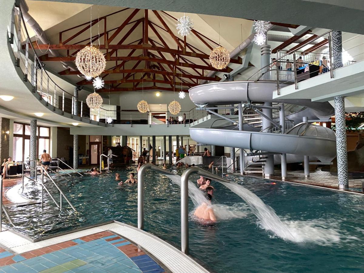 Apartment Friends Besenova - Free Swinning Pool Εξωτερικό φωτογραφία
